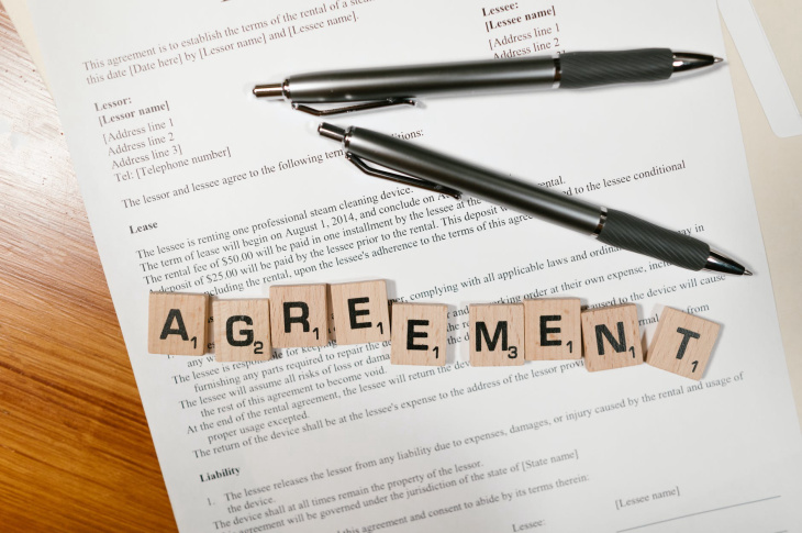 Advantages and Disadvantages of a Franchisee in a Franchise Agreement